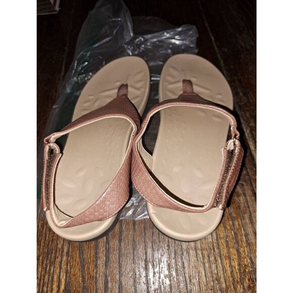 New Size 8-8.5 Brown Thong Hook Loop Sandals Flip Flops Summer Shoes - Picture 3 of 5